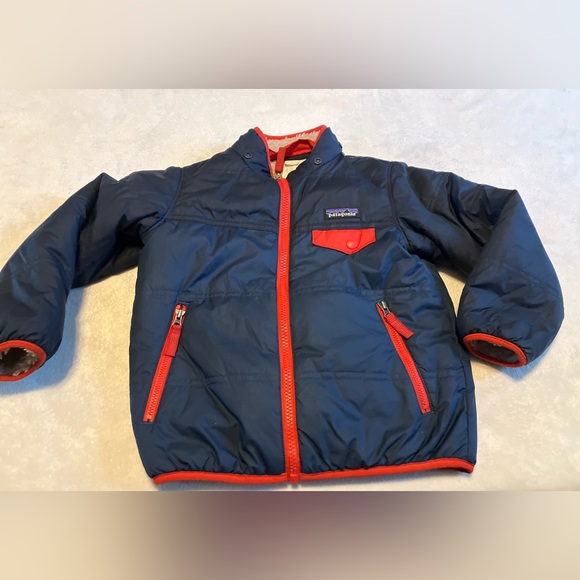 Patagonia Reversible Kids Navy Blue Jacket with Red Accents